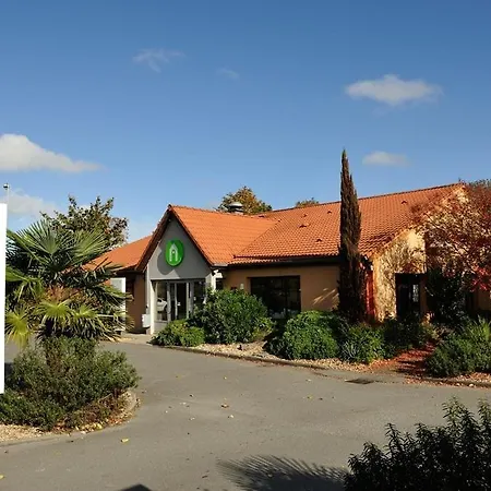 Campanile 호텔 생트