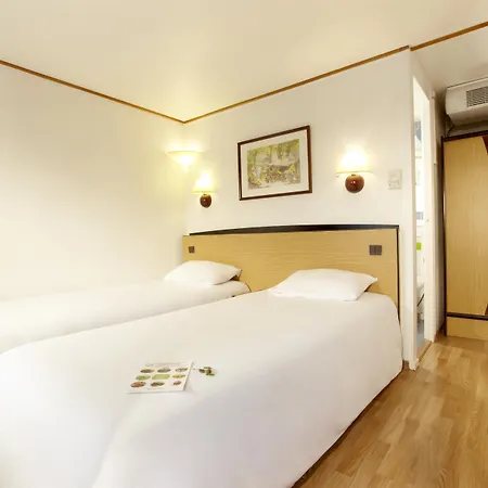 Hotel Campanile 3*