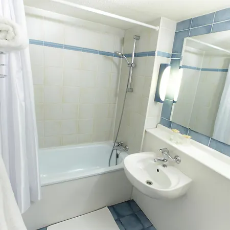 Campanile Hotel 3*