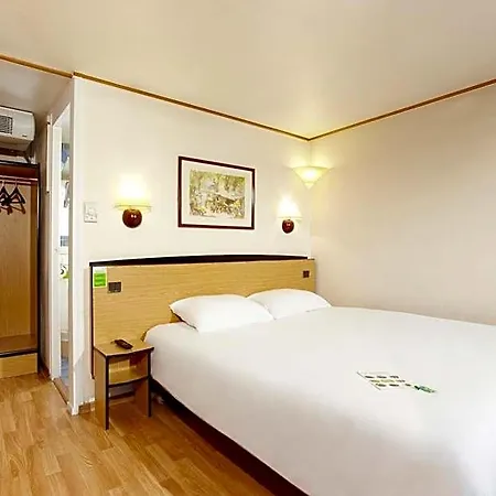 Hotel Campanile 3*