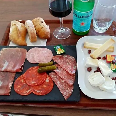 Hotel Campanile 3*