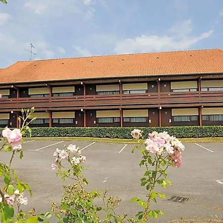 Campanile Hotel 3*