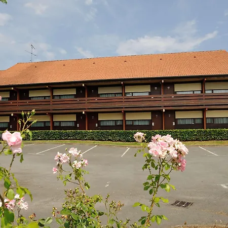 Campanile Hotel 3*