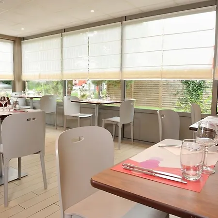 Hotel Campanile Saintes