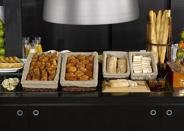 Campanile 3* Saintes